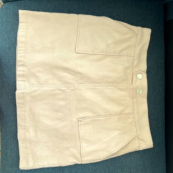 Suede skirt - Picture 2 of 8